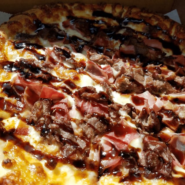 The Rayven Pizza.